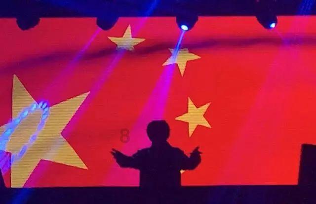 逃出诡异的塔楼